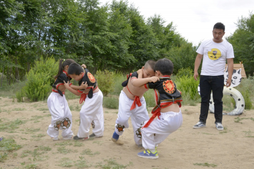 內(nèi)蒙古:民族特色課程進(jìn)校園